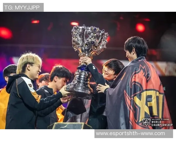 电竞比分世界大师赛分析FPX团队协作表现的关键因素与未来展望